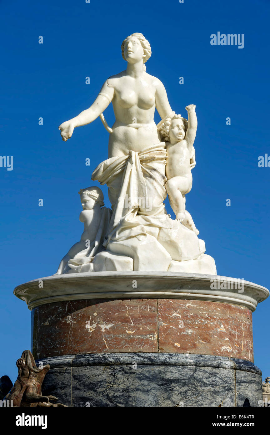 Marmor Statue der Göttin Latona-Brunnen der Latona, Herrenchiemsee neuen Schloss, Schlosspark Schlosspark Stockfoto