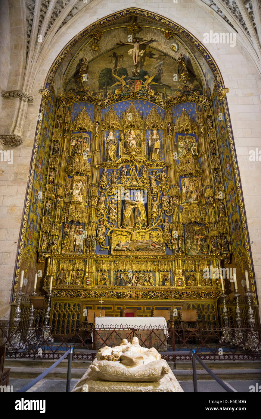 Altaraufsatz oder Altarbild in der Kapelle des St. Anna von Gil de Siloe, Kathedrale von Burgos, Burgos, Kastilien und León, Spanien Stockfoto