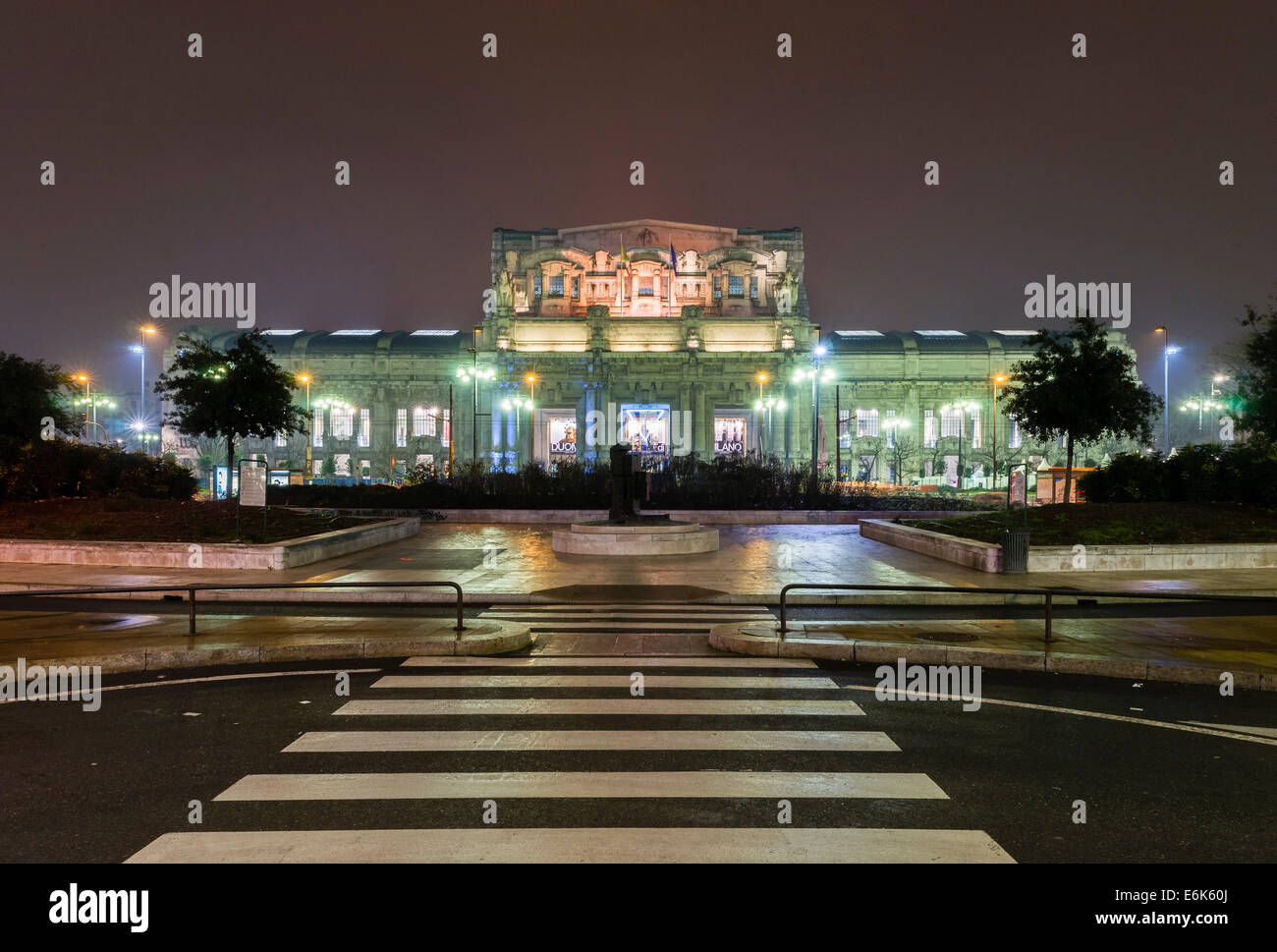 Bahnhof Milano Centrale Bahnhof, Architekt Ulisse Stacchini, Mailand, Lombardei, Italien Stockfoto