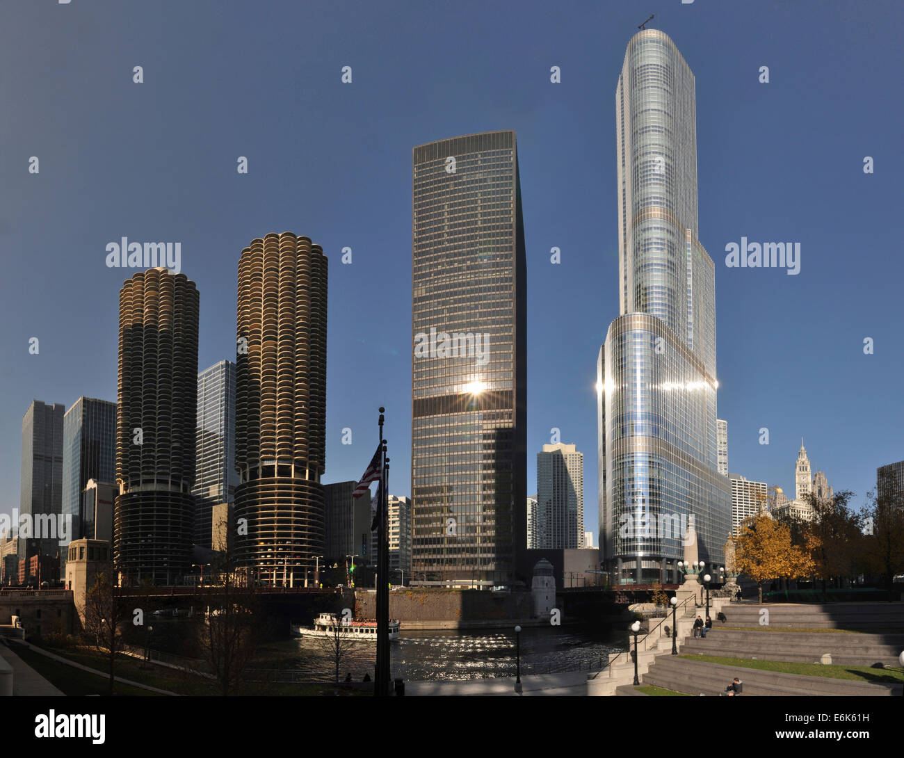 Marina City, IBM-Gebäude und Trump International Hotel and Tower, Chicago, Illinois, Vereinigte Staaten von Amerika Stockfoto