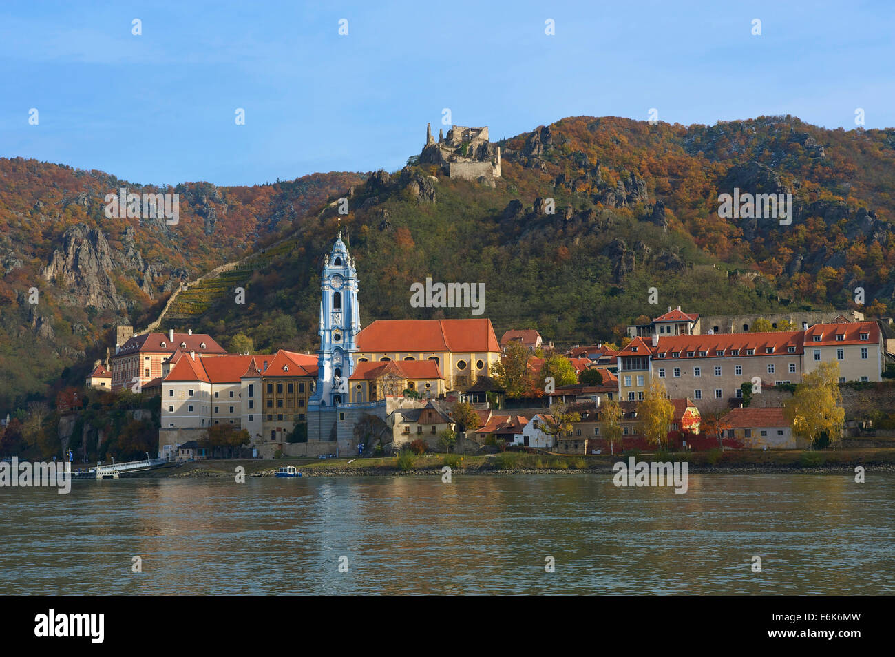 Stadtbild von Dürnstein an der Donau, Wachau, Niederösterreich, Österreich Stockfoto