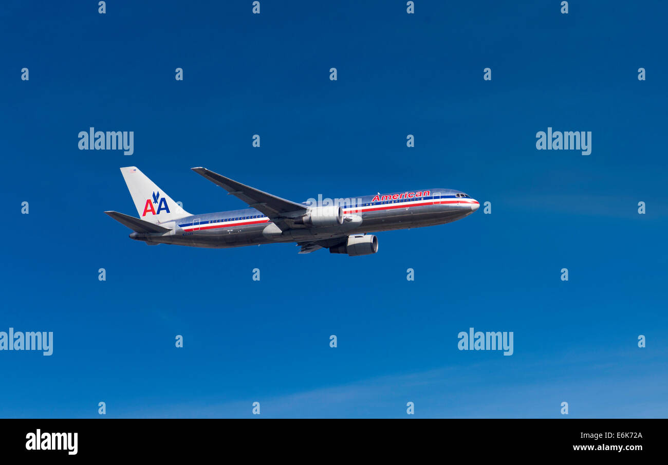 American Airlines, Boeing 767-323 ER, im Flug Stockfoto