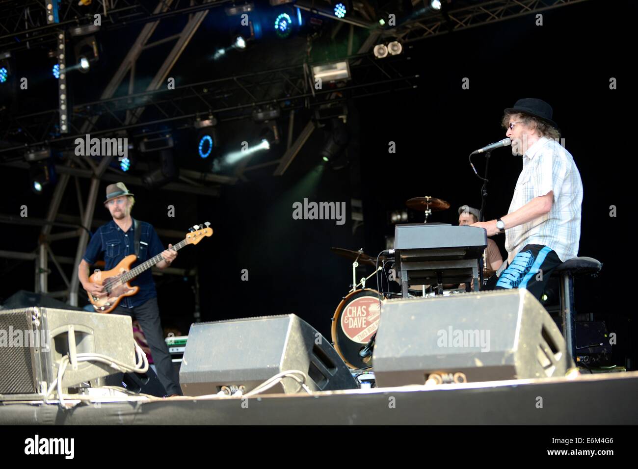 Chas n Dave beim Camp Bestival 2014 bei Lulworth Castle Stockfoto