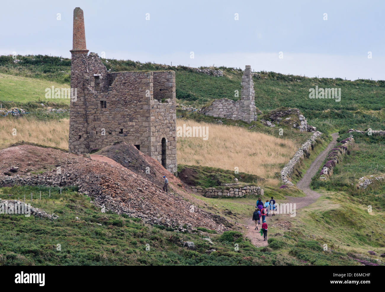 Die Ruinen der Wheal Oates Zinnmine in Cornwall England UK Botallack. Stockfoto