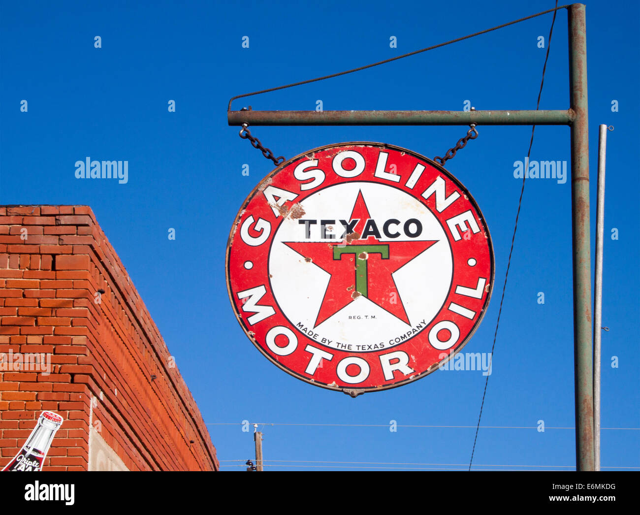 Texaco-Tankstelle melden Sie auf der Route 66 in Erick Oklahoma Stockfoto