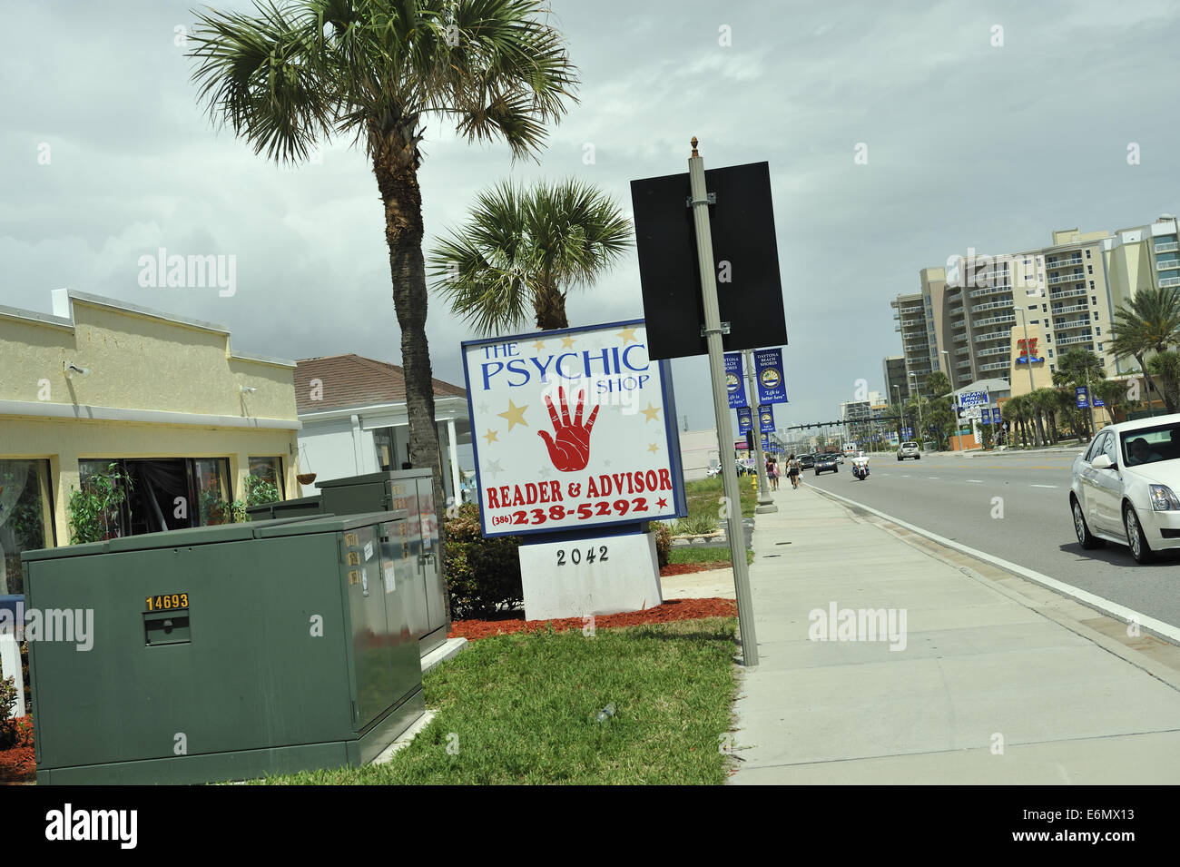 Werbung Clairvoyent lesen und Beratung zu unterzeichnen. Daytona Beach, Florida, USA Stockfoto