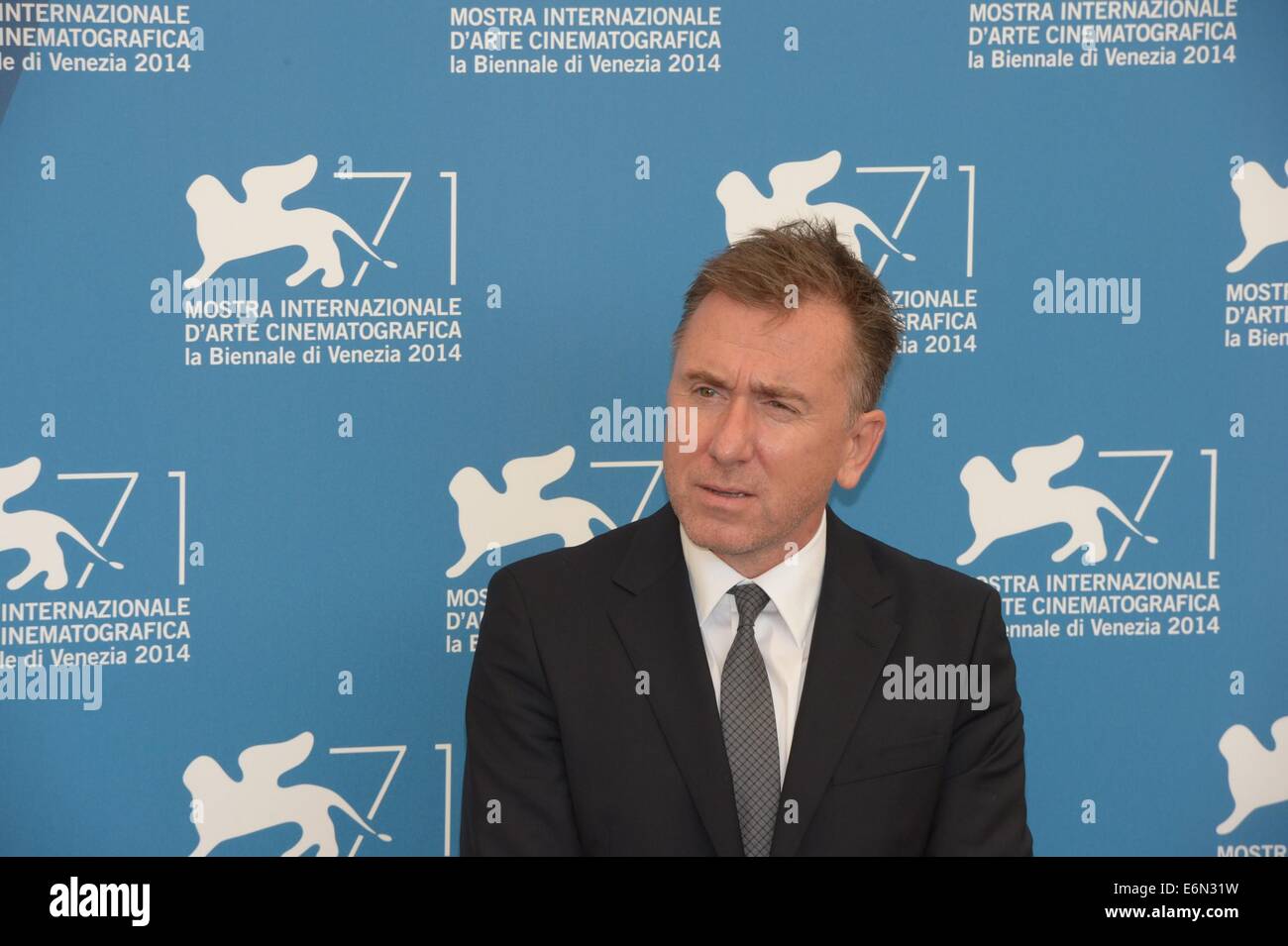 Venedig, Italien. 27. August 2014. Mitglied der internationalen Jury des Main Konkurrenz Tim Roth stellt während des Telefonats Foto 71. Filmfestival von Venedig 27. August 2014. Bildnachweis: Xinhua/Alamy Live-Nachrichten Stockfoto