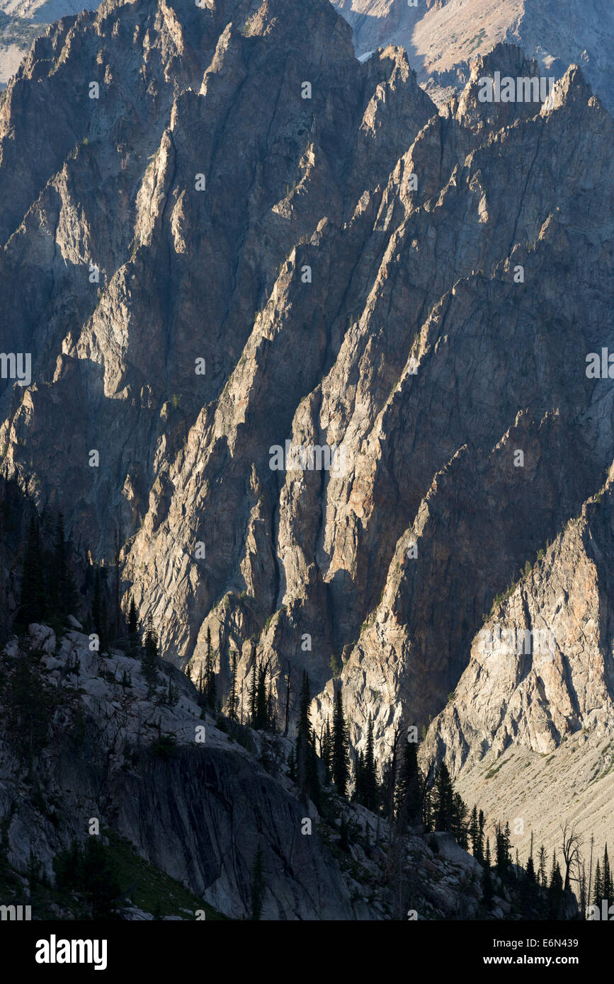 Zerklüftete Berge in Idaho Sawtooth Mountains. Stockfoto