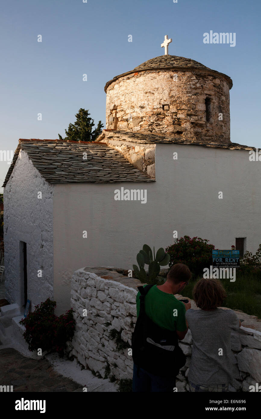 Die Kirche Christi auf das alte Dorf (Chora) von Alonnisos, Griechenland am August 2014. Stockfoto