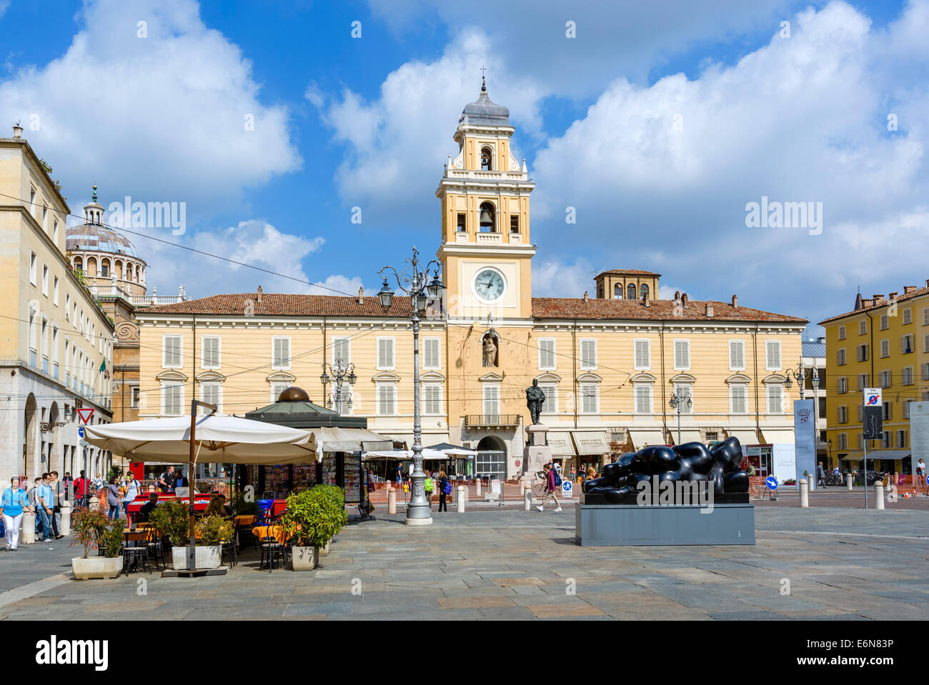 Der Palazzo del Governatore, Piazza Giuseppe Garibaldi, Parma, Emilia Romagna, Italien Stockfoto