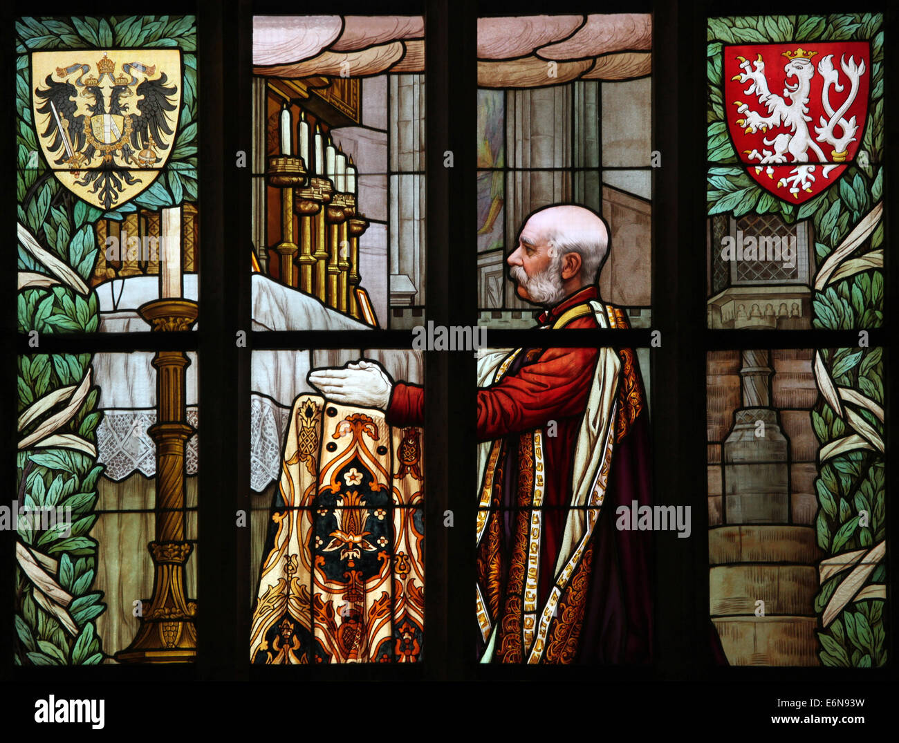 Kaiser Franz Joseph i. von Österreich. Glasfenster in der Kirche St. Barbara in Kutná Hora, Tschechische Republik. Stockfoto