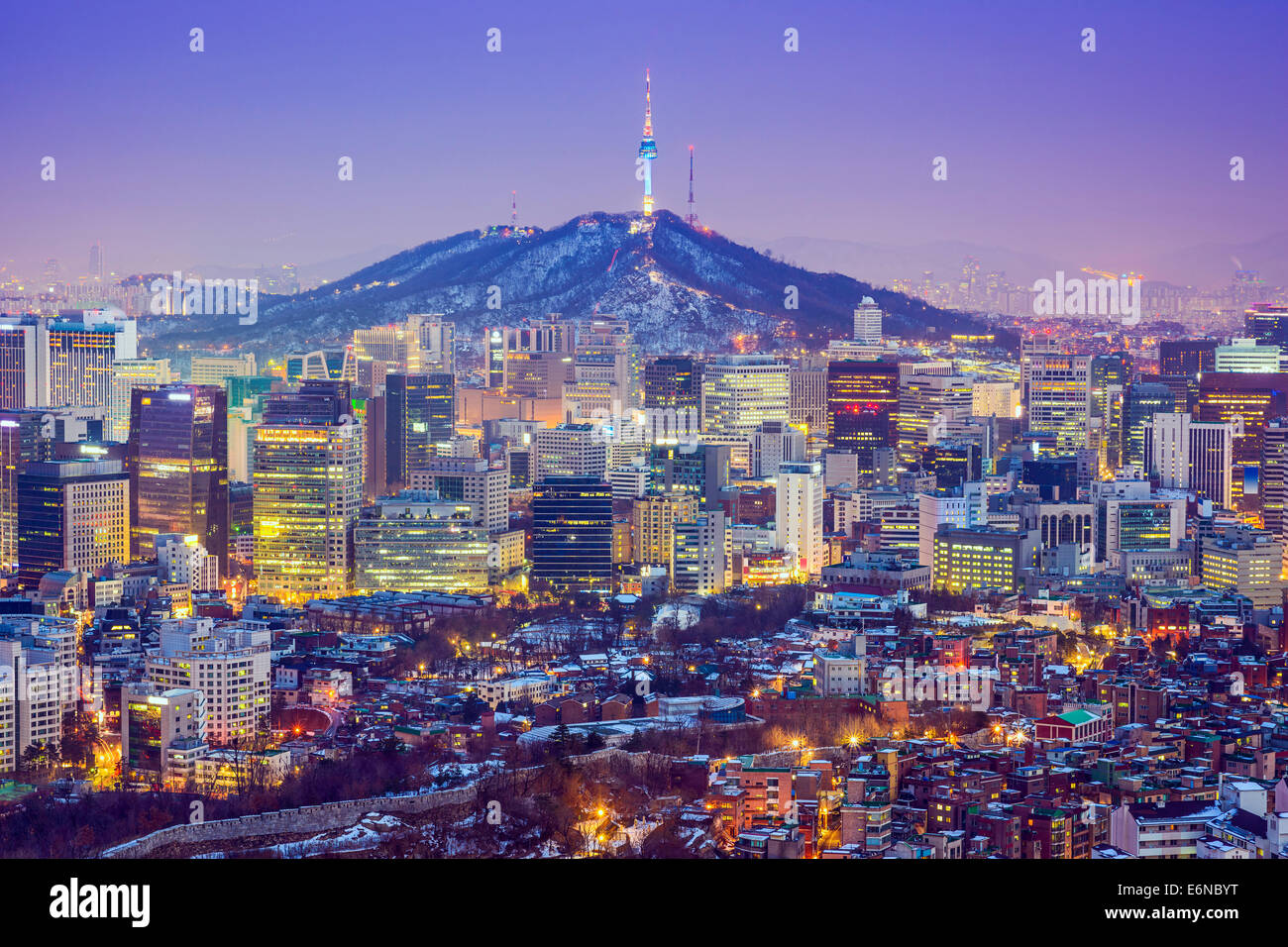 Seoul, Südkorea Skyline der Stadt in der Dämmerung. Stockfoto