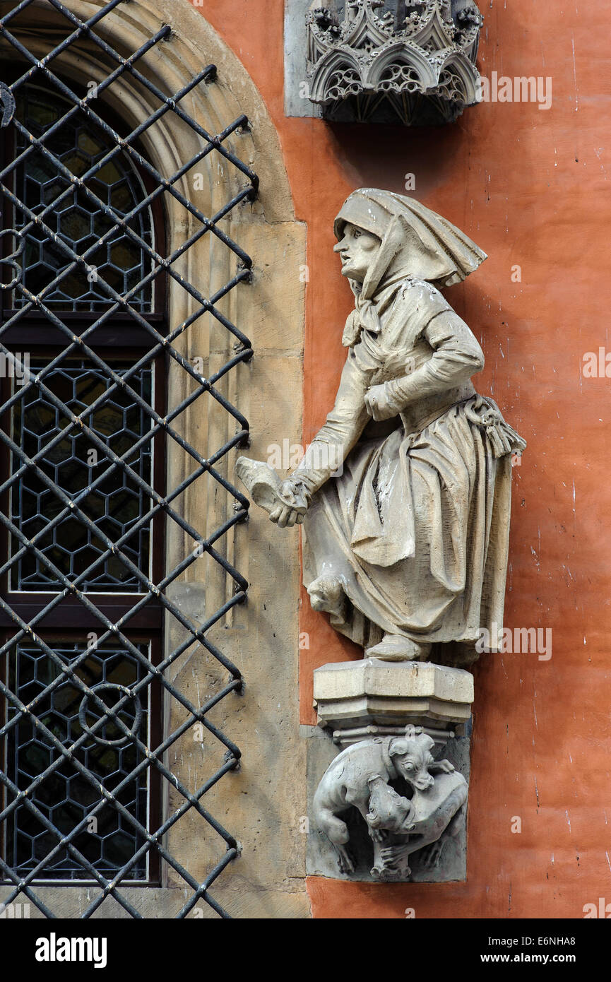 Detail, gotische Rathaus am Marktplatz (Rynek Glowny) in Wroclaw, Polen, Europa Stockfoto