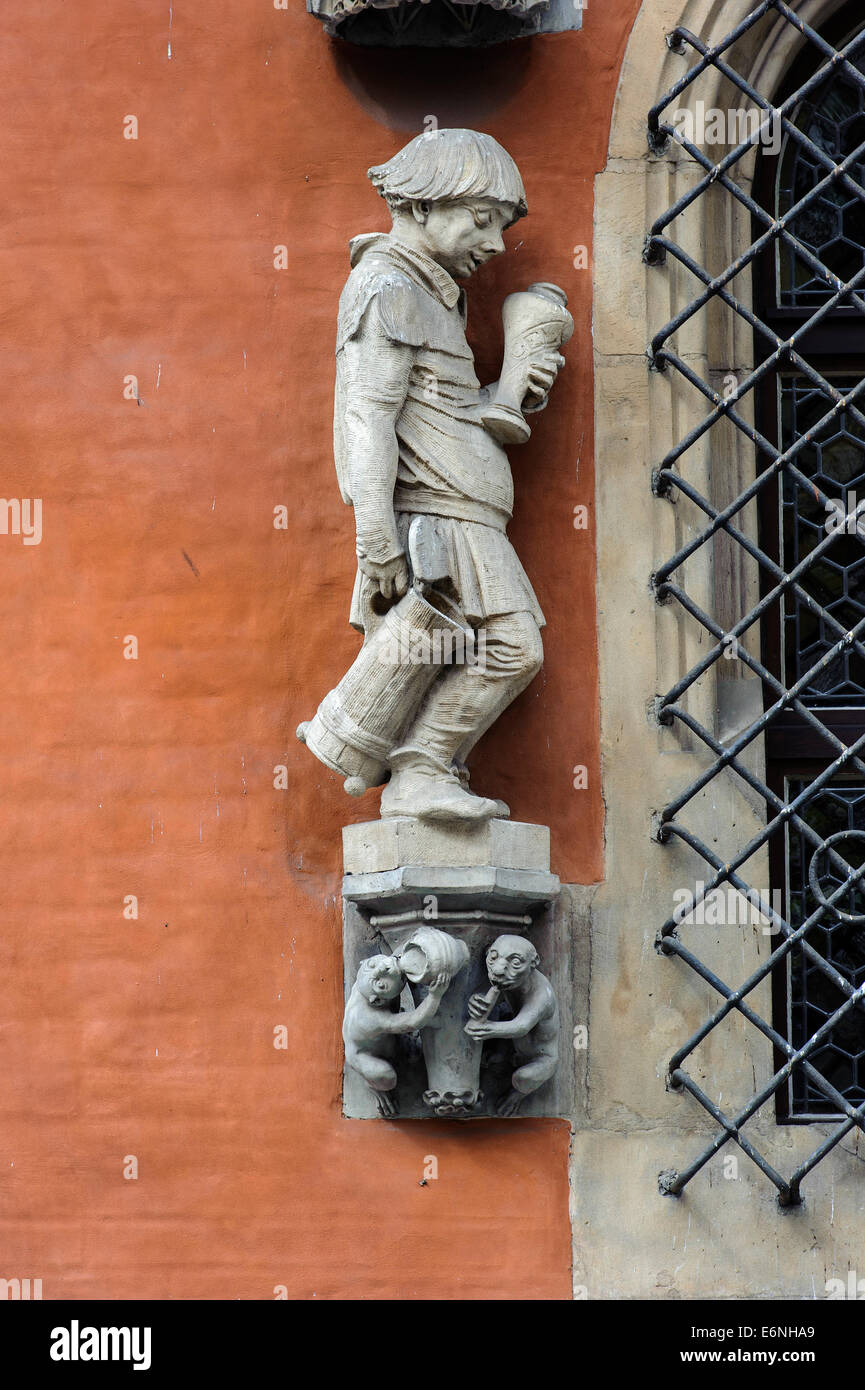 Detail, gotische Rathaus am Marktplatz (Rynek Glowny) in Wroclaw, Polen, Europa Stockfoto