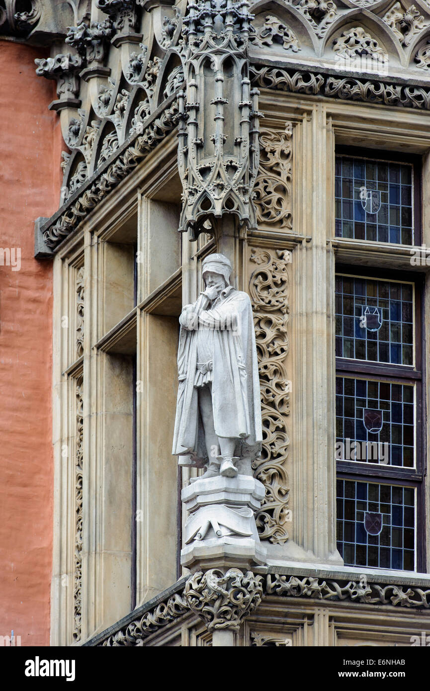 Detail, gotische Rathaus am Marktplatz (Rynek Glowny) in Wroclaw, Polen, Europa Stockfoto