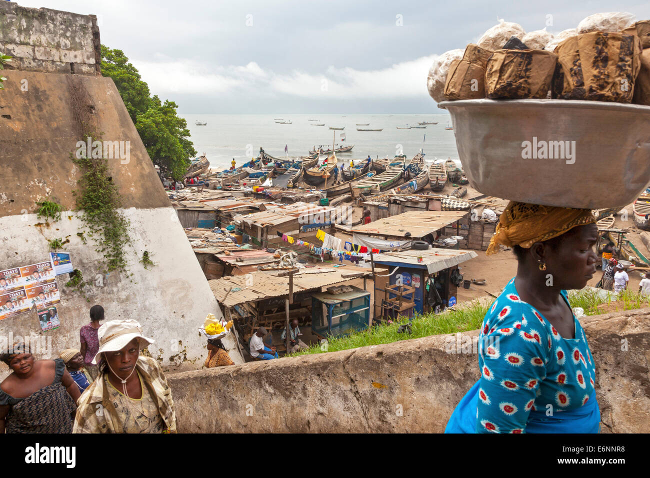 Einwohner in Jamestown Fischerdorf, Accra, Ghana, Afrika Stockfoto