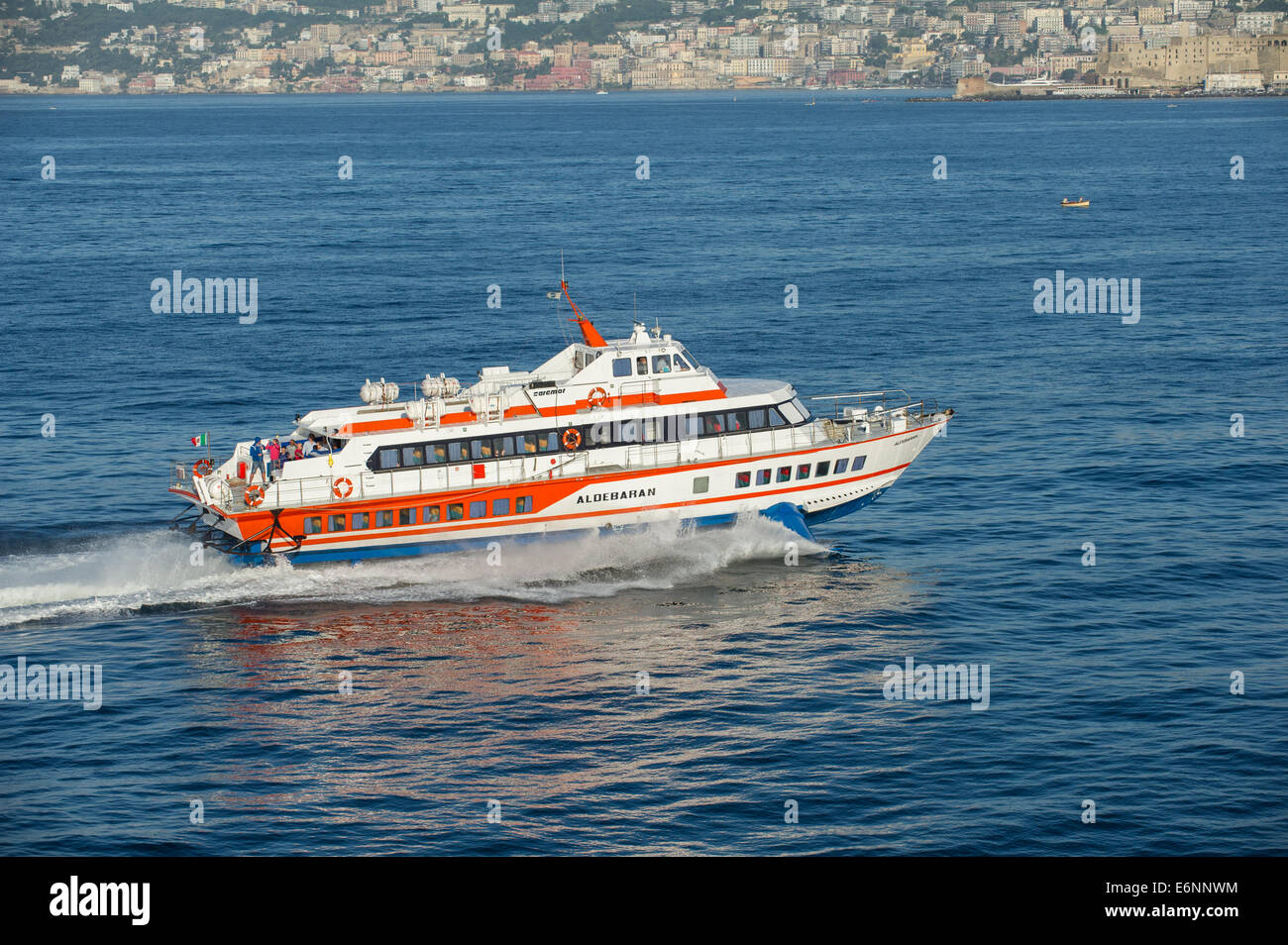 High-Speed-Fähre in Hafen von Neapel von der Insel Capri. Stockfoto