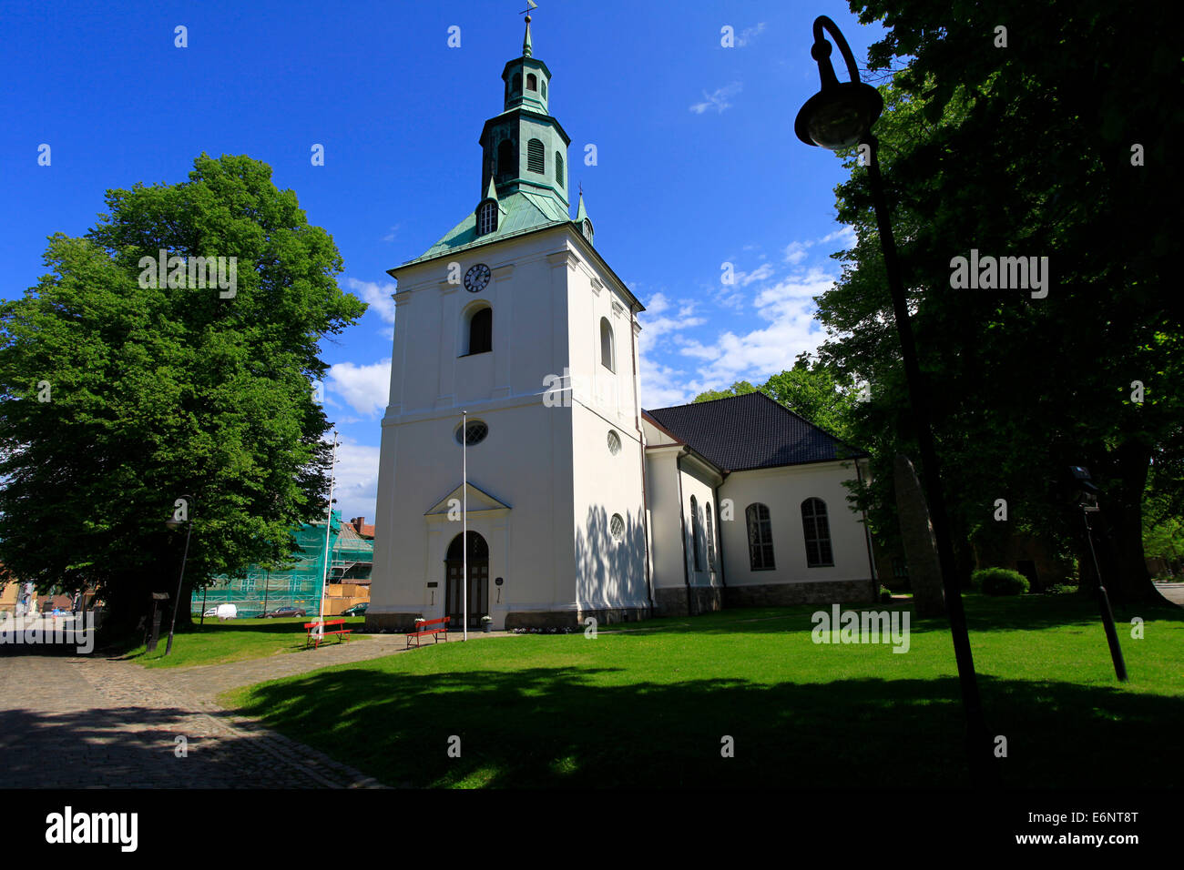 Die Kirche in Gamlebyen wurde nach einem Brand im Jahre 1779 umgewidmet, 1764 die Kirche zerstört. Eine Glocke stammt aus dem Jahr 1300 und die andere aus dem Jahr 1515. Foto: Klaus Nowottnick Datum: 2. Juni 2014 Stockfoto