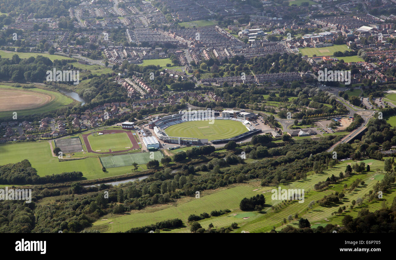 Luftbild zeigt die Einstellung des Emirates Durham International Cricket Ground, Riverside in Chester, Großbritannien Stockfoto