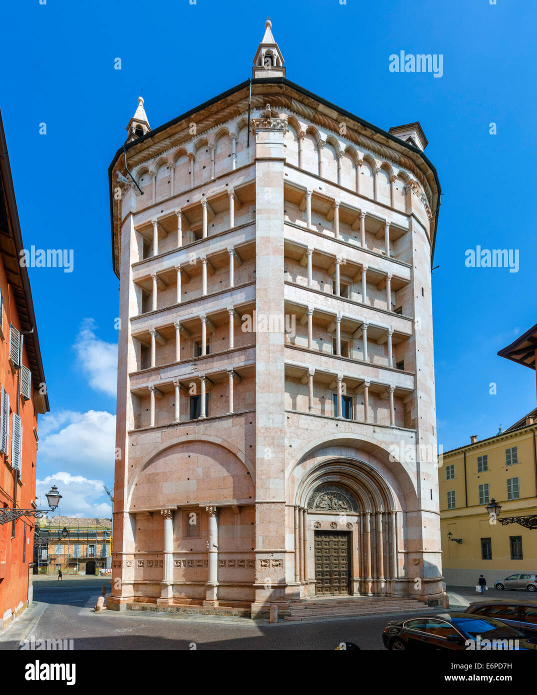 Die historische mittelalterliche Baptisterium, Parma, Emilia Romagna, Italien Stockfoto