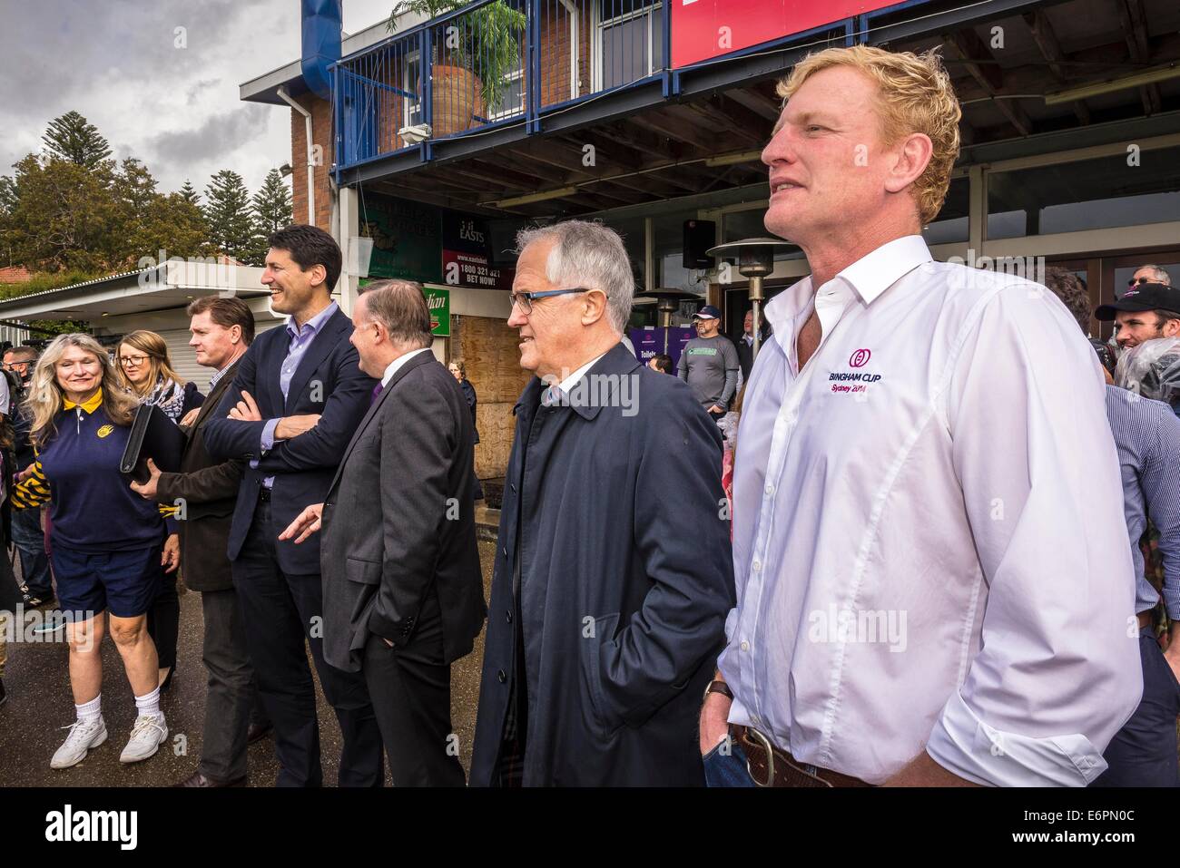 Sydney, Australien. 29. August 2014. Der erste Tag des Gay Rugby World Cup besuchte die Bingham-Cup (R, L) Bingham Cup Präsident Andrew "Fuzz" Purchas, John Eales, Malcolm Turnbull MP und Anthony Albanese MP ehemaligen Wallabies Kapitän. Bildnachweis: MediaServicesAP/Alamy Live-Nachrichten Stockfoto
