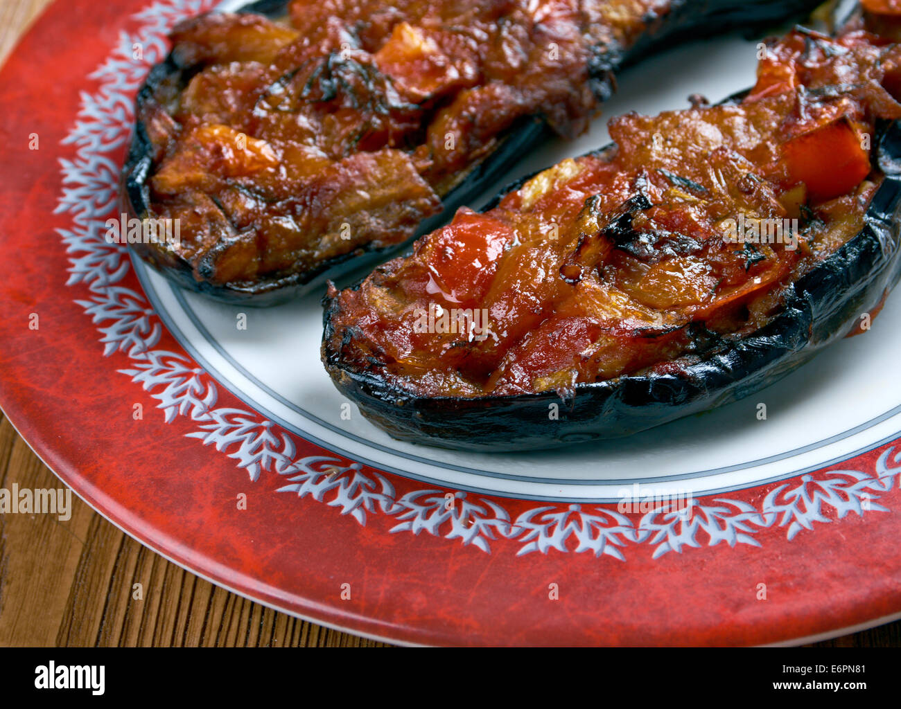 Imam Bayildi - Gerichte im türkischen cuisine.whole geschmorte ...