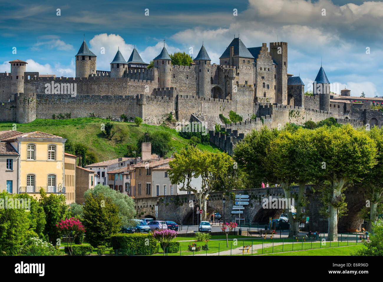 Die mittelalterliche befestigte Stadt mit Chateau Comtal, Carcassonne, Languedoc-Roussillon, Frankreich Stockfoto