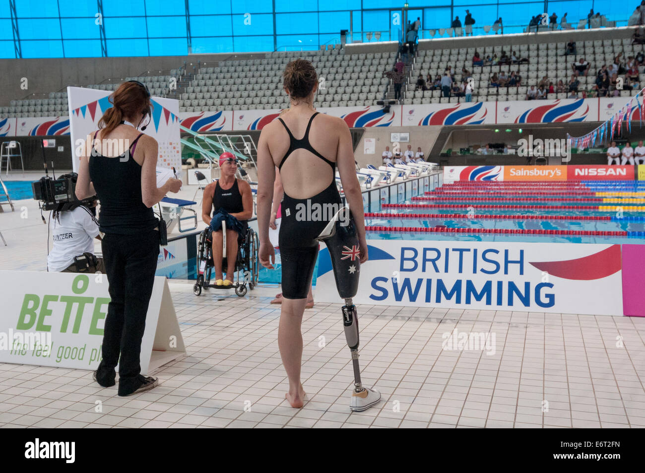 Queen Elizabeth Olympic Park, London, UK, 30. August 2014.  ParalympicsGB Sportler zurück, das London Aquatics Centre zum ersten Mal seit den Paralympischen Spielen 2012.  Bildnachweis: Stephen Chung/Alamy Live-Nachrichten Stockfoto