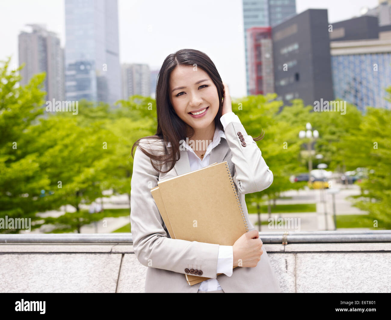 asiatische Geschäftsfrau Stockfoto
