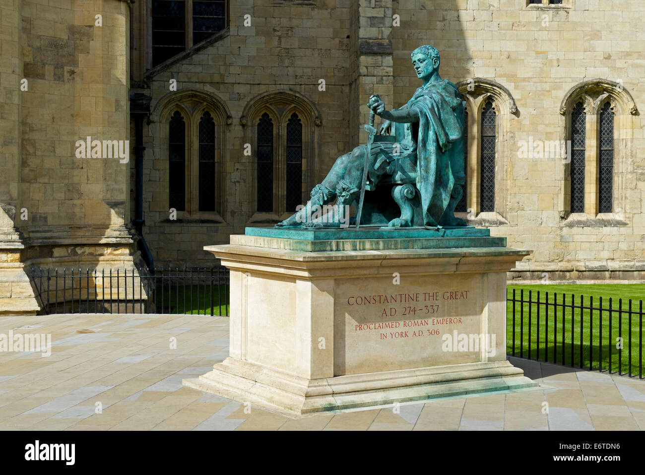 Statue des römischen Kaisers Constantine, York, North Yorkshire, England UK Stockfoto