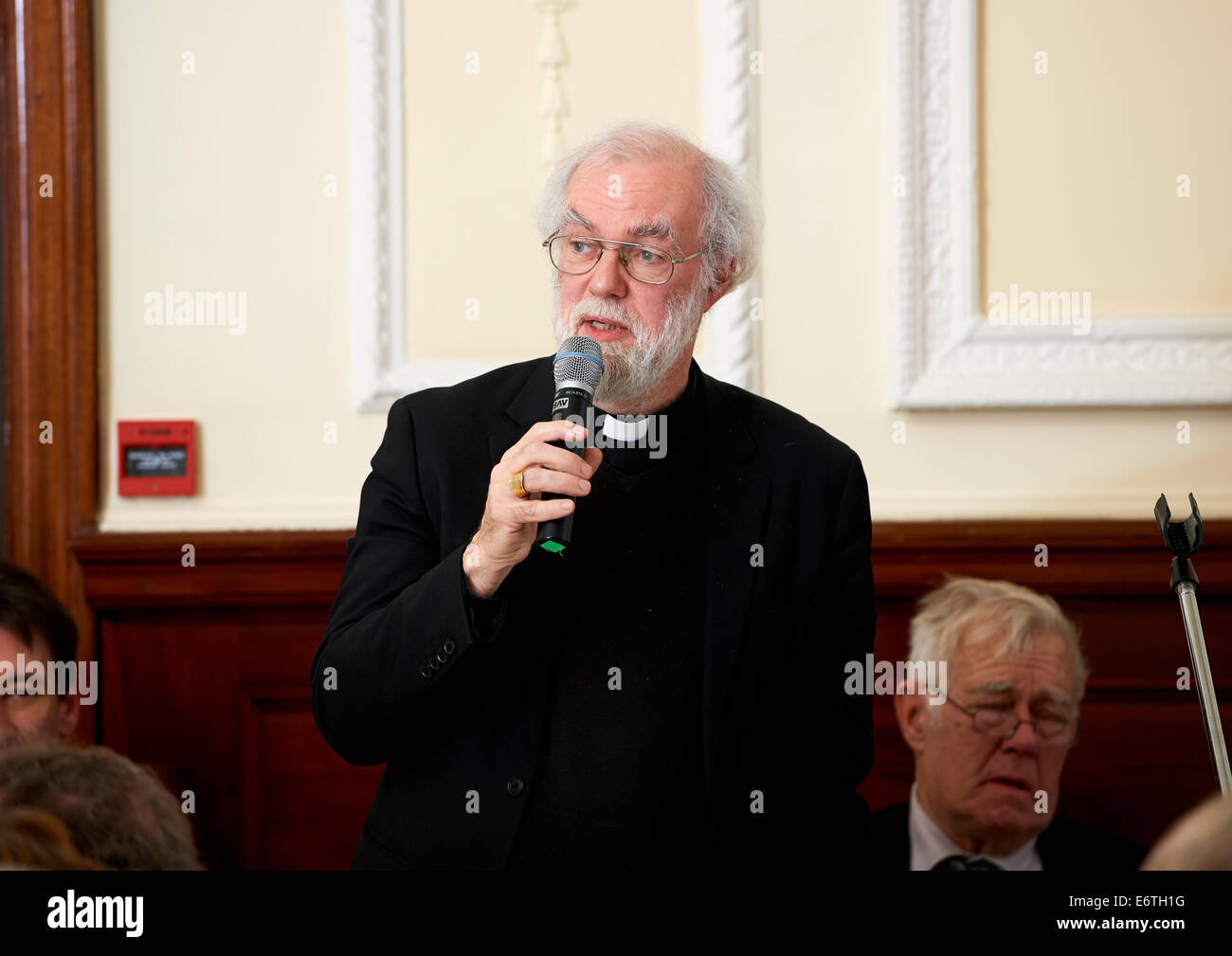 Die richtige Reverend Rowan Williams bei der Oldie literarischen Mittagessen 12.03.13 Stockfoto