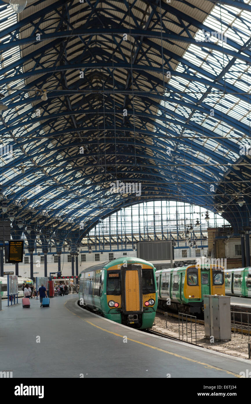 Das Innere der Bahnhof Brighton, entworfen von David Mocatta Stockfoto