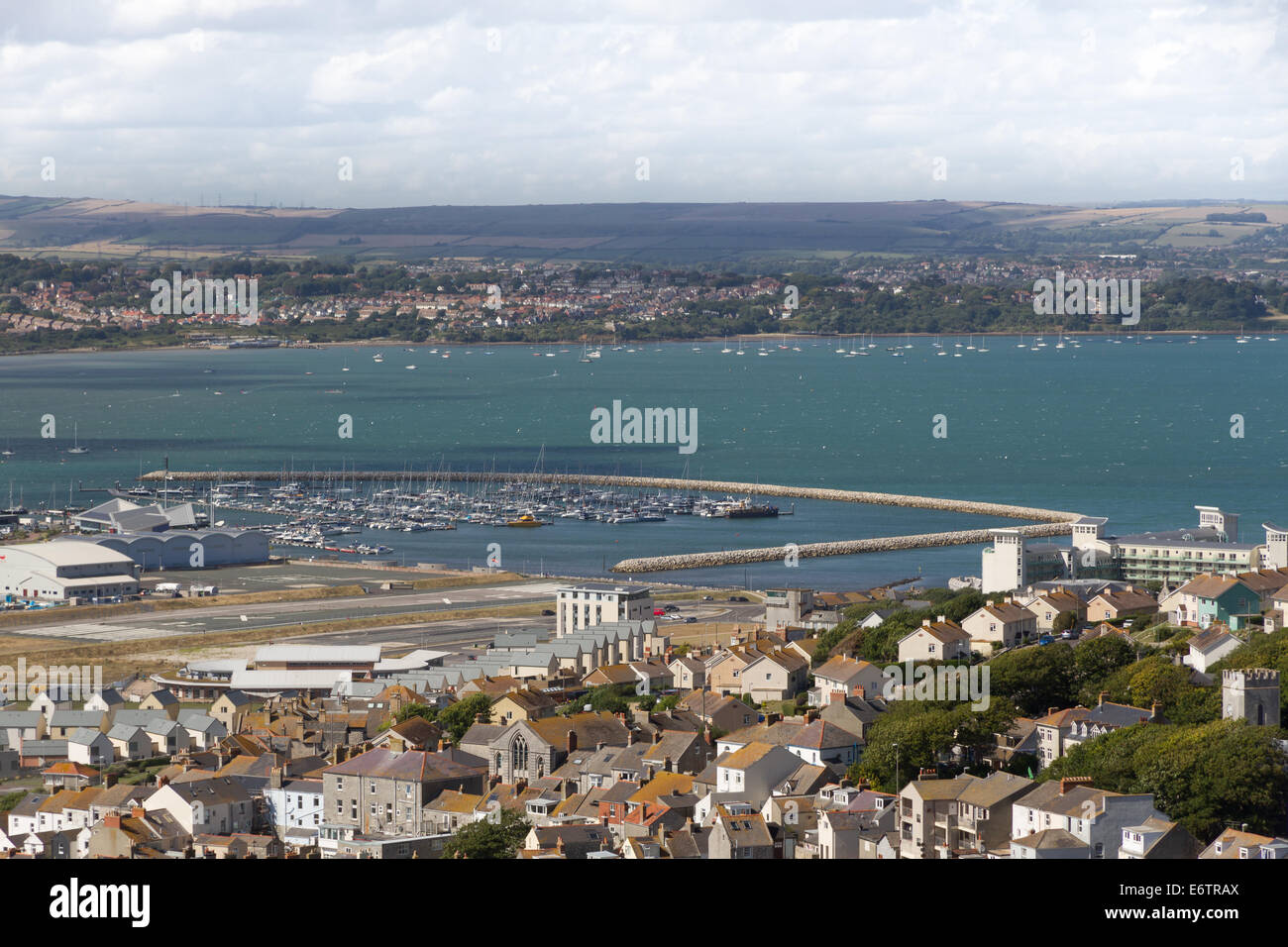 Hafen von Portland und Weymouth Bucht gesehen aus Portland Höhen in Dorset Stockfoto