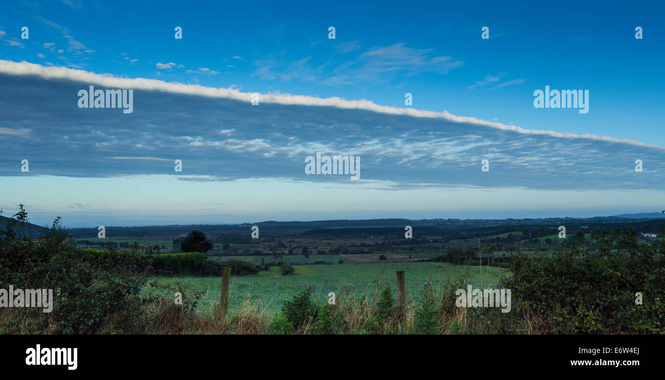 Ein altostratus layer Wolke über Monanclogh Armoy County Anrtim Nordirland Stockfoto