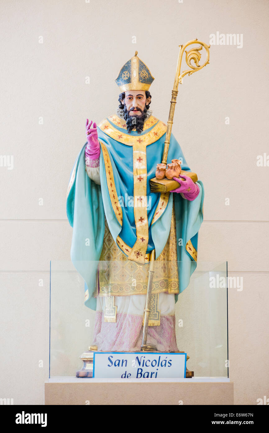 SAN NICOLAS, BUENOS AIRES, Argentinien - 30. August 2014: Skulptur des Heiligen Nikolaus von Bari Stockfoto