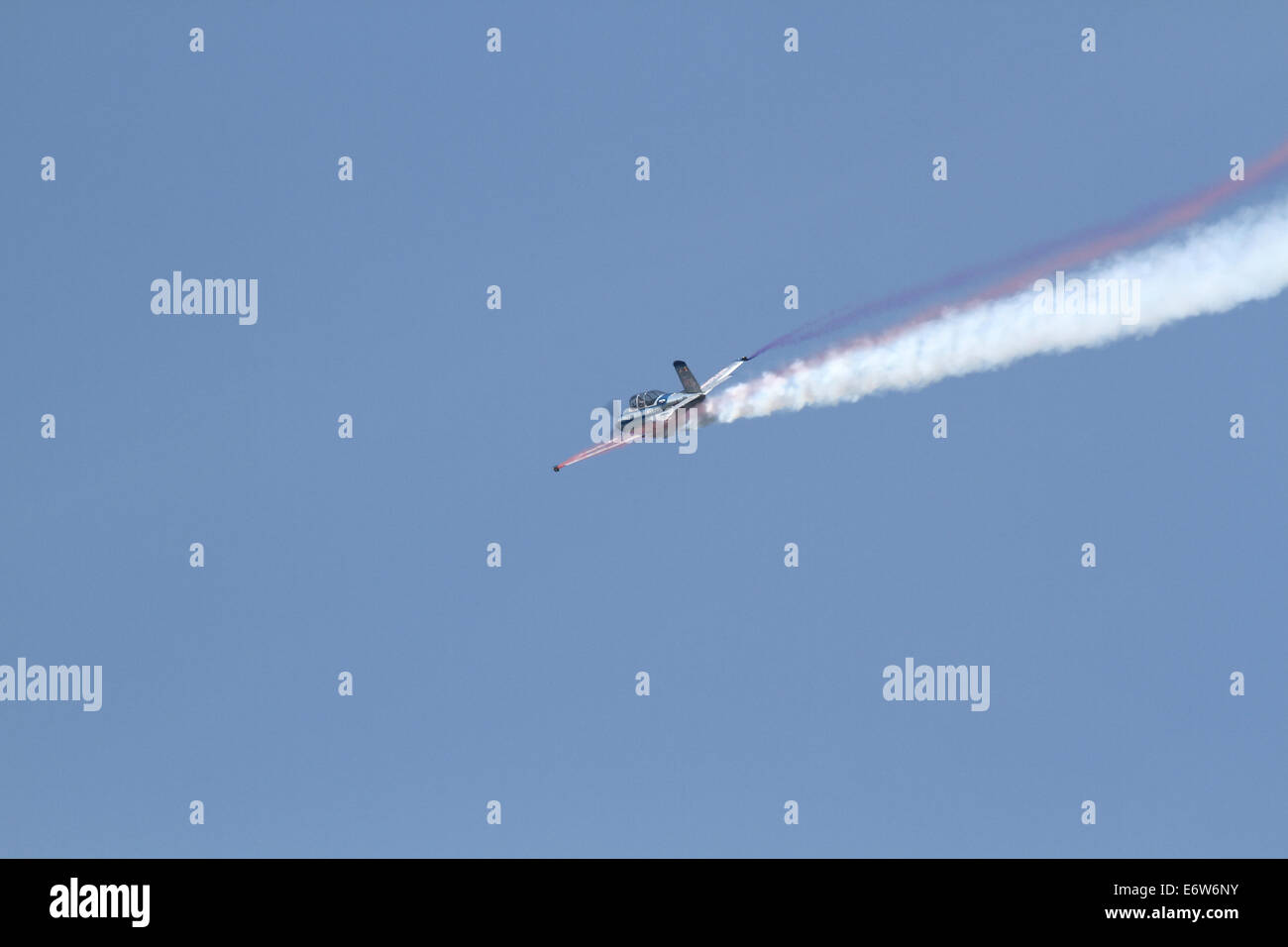 CLEVELAND, OHIO - 30 August: The Juice Plus Kunstflug Flugzeug, am 30. August 2014 in The Cleveland National Airshow Stockfoto