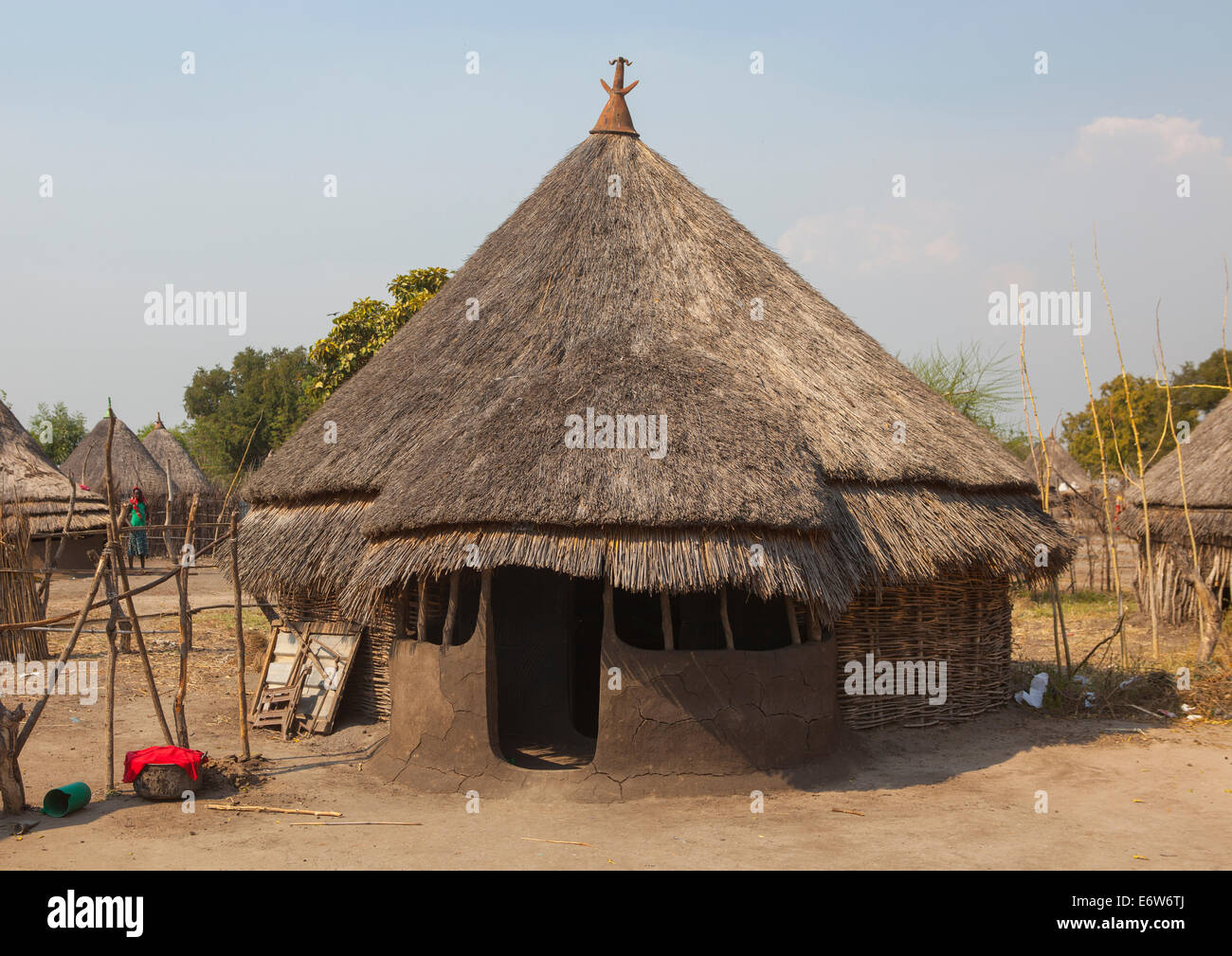 Anuak Stamm urige Hütte, Gambela, Äthiopien Stockfoto
