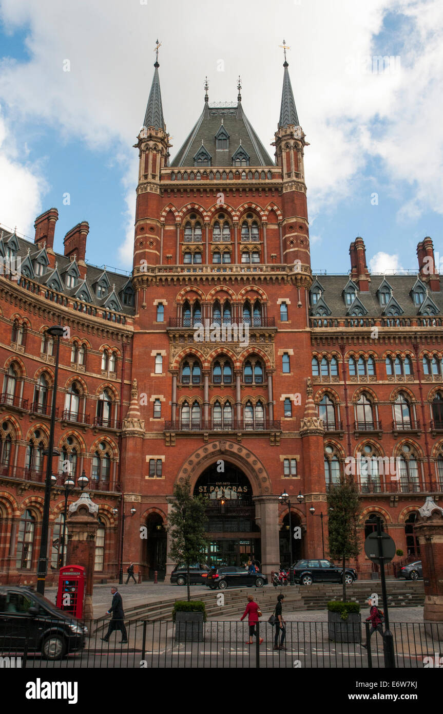 The Renaissance London Renaissance london hotelstation -Fotos und -Bildmaterial in hoher ...