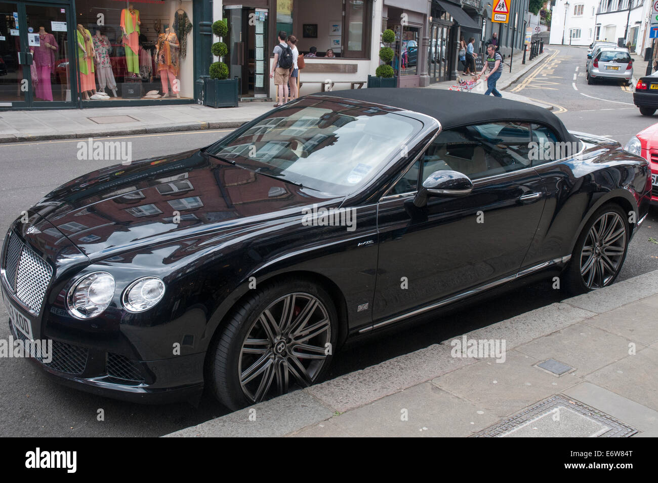 Bentley Continental GT W12-Luxus-Coupé in Hampstead, London geparkt Stockfoto