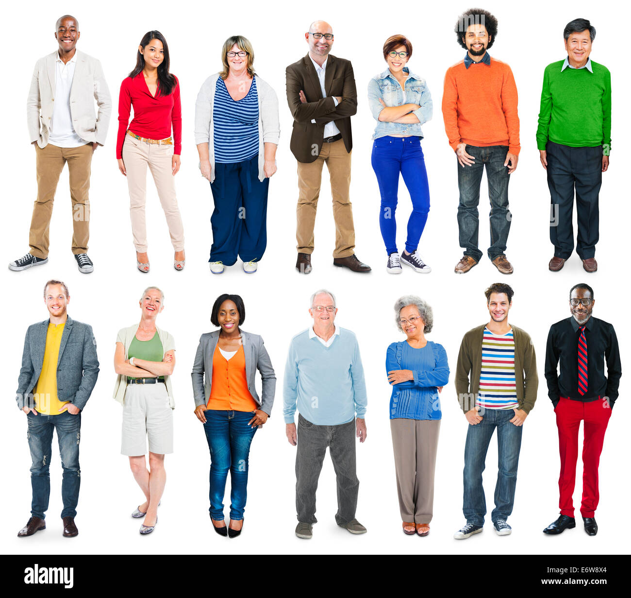 Gesamte Länge der unterschiedlichsten multiethnischen Menschen in einer Reihe Stockfoto