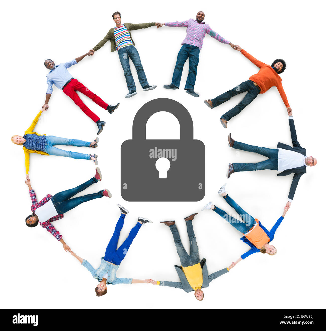 Multiethnische Menschen bilden Kreis und Sicherheitskonzept Stockfoto
