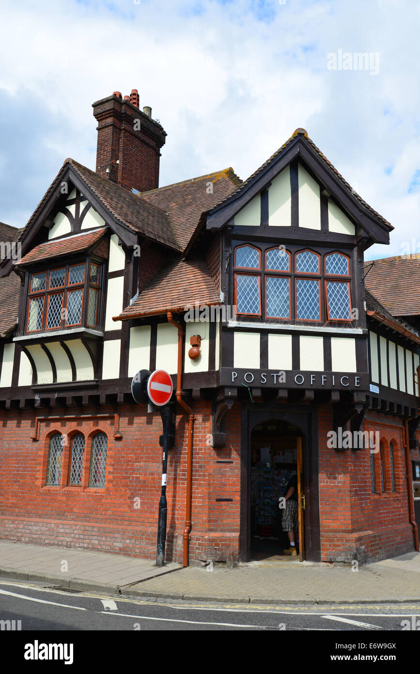 Tudor Revival Postgebäude, High Street, Arundel, West Sussex, England, Vereinigtes Königreich Stockfoto