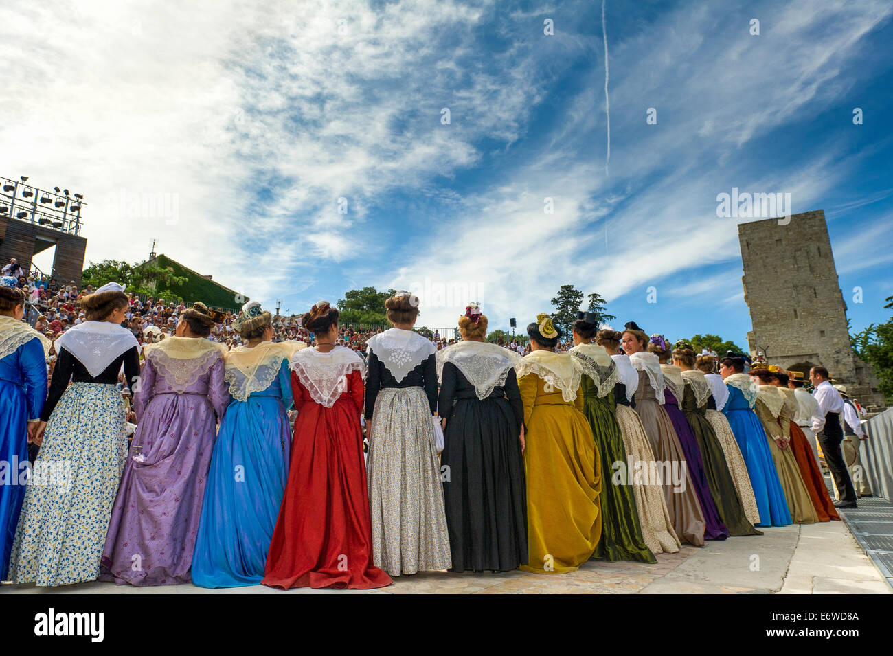 Europa, Frankreich, Bouches du Rhone, Arles. Kostüm-Tages-Festival. Arlesienne. Stockfoto