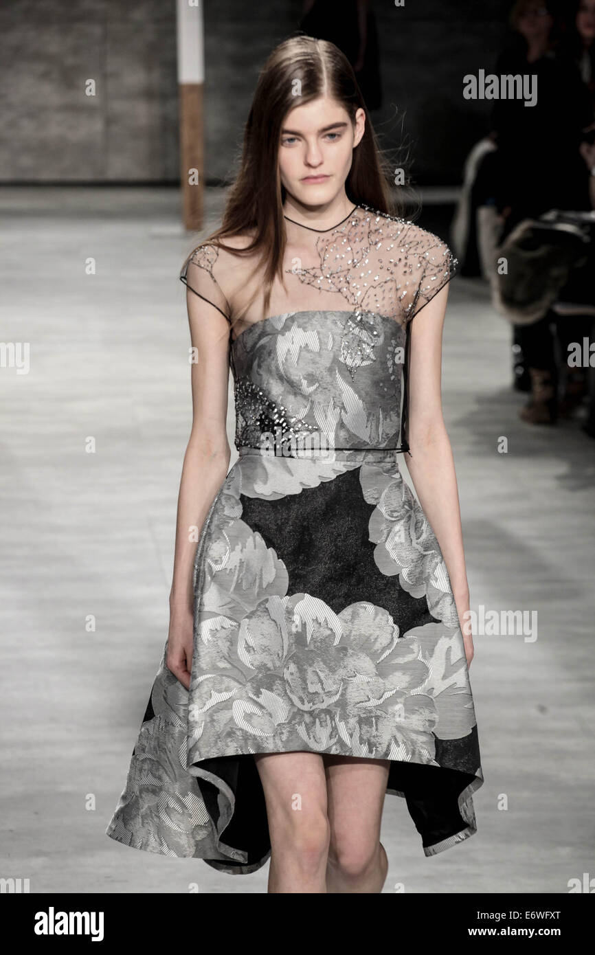 Adeam Kollektion auf der 2014 New York Fashionweek.  Mitwirkende: Atmosphäre wo: New York, New York, Vereinigte Staaten von Amerika bei: 9. Februar 2014 Stockfoto