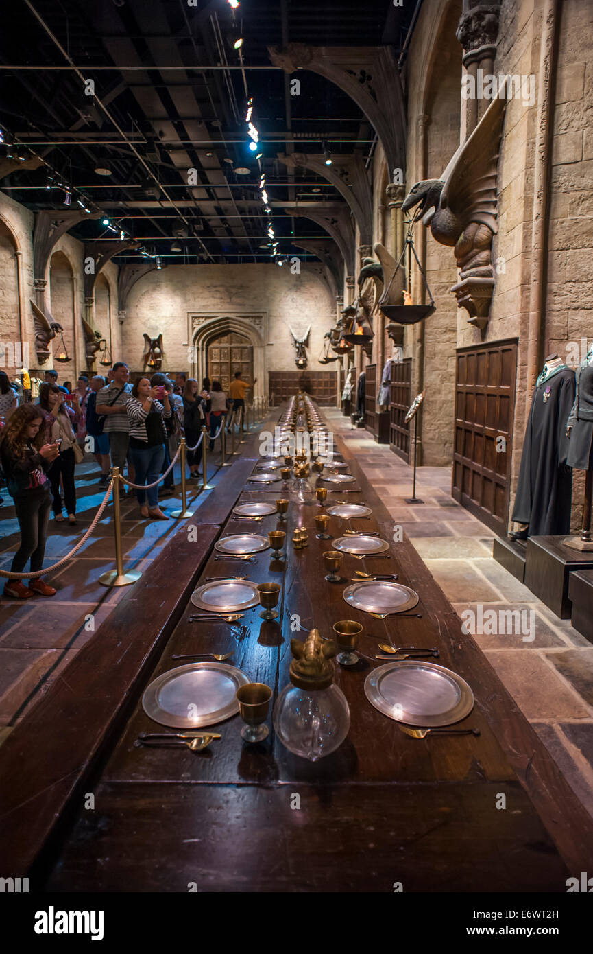 Warner Bros.-Studio Tour London - Making of Harry Potter bewahrt und präsentiert die kultigen Requisiten. Stockfoto