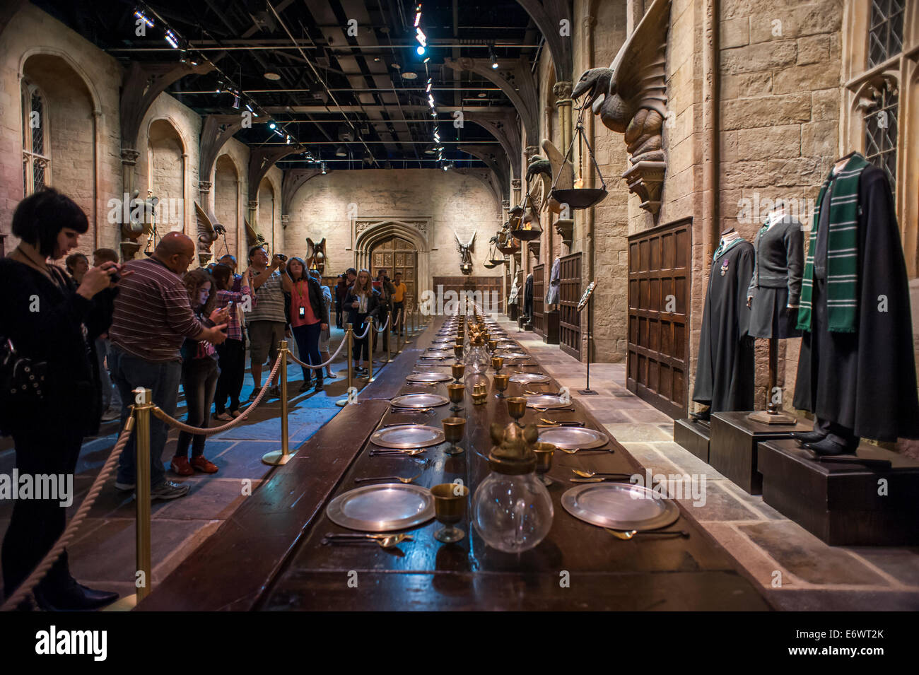 Warner Bros.-Studio Tour London - Making of Harry Potter bewahrt und präsentiert die kultigen Requisiten. Stockfoto