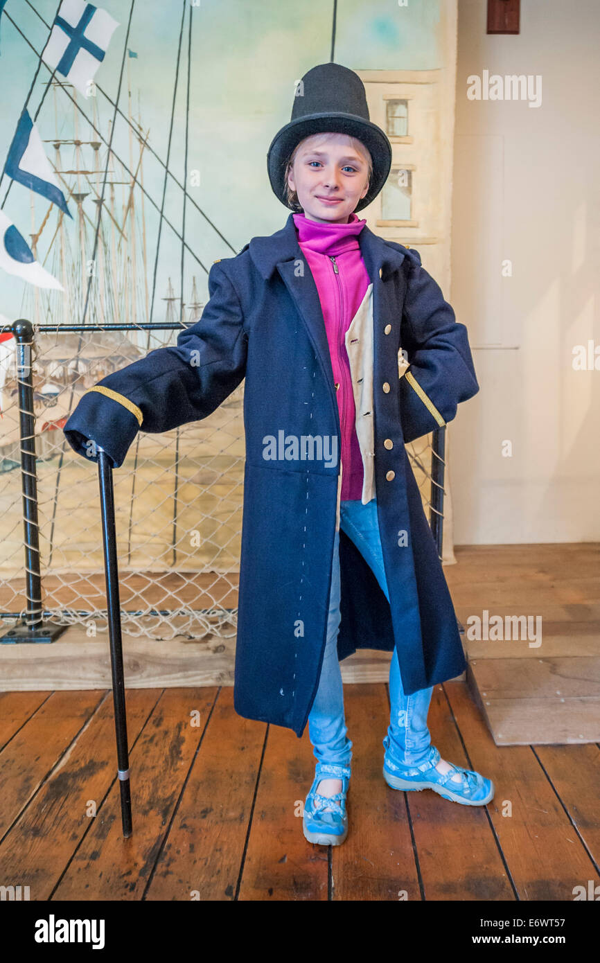 Gettting verkleidet. Die erhaltenen SS Great Britain sitzt jetzt in einem klimatisierten Trockendock Stockfoto