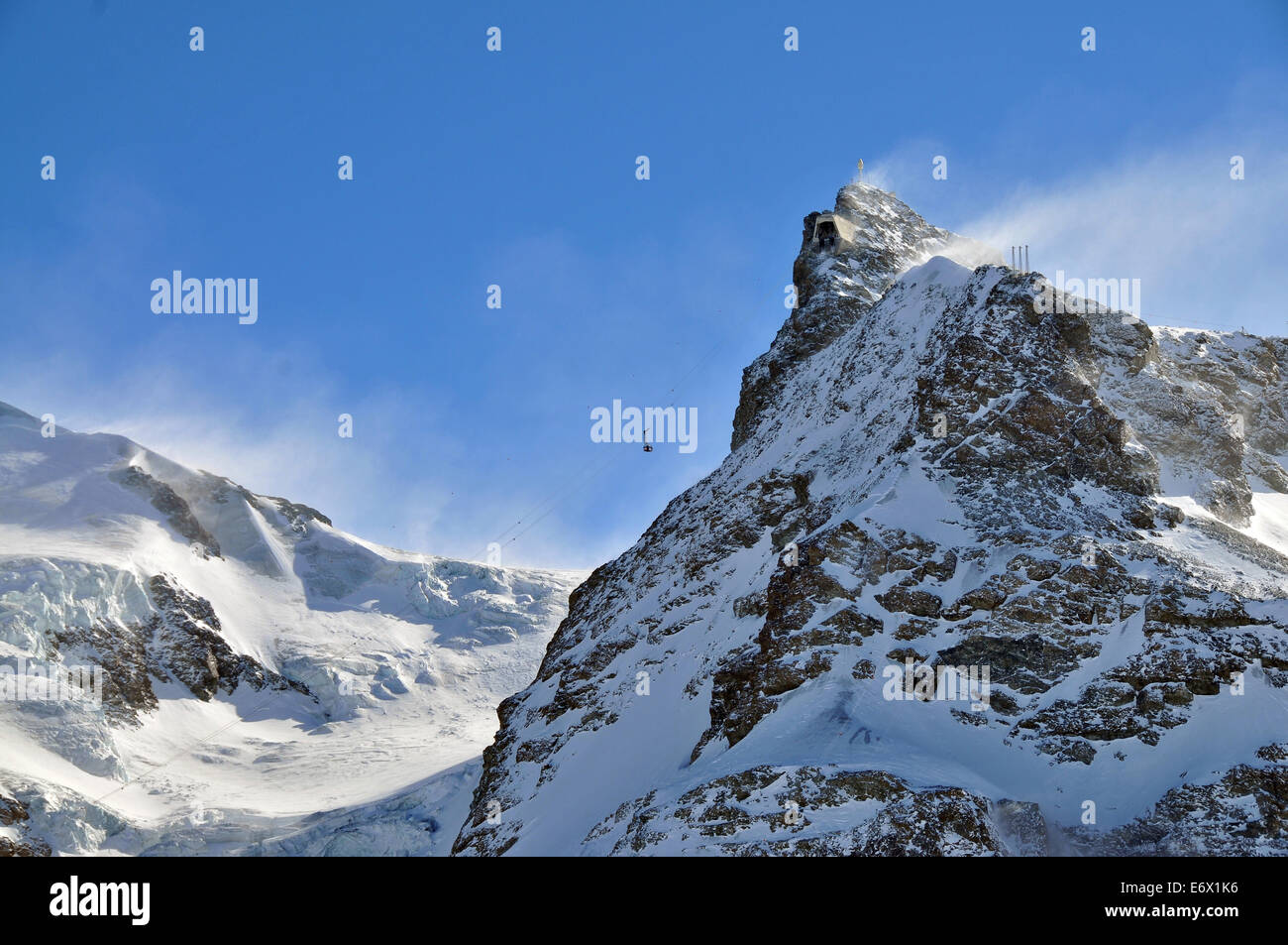 Seilbahn zum kleinen Matterhorn, Zermatt Ski Resort, Wallis, Schweiz Stockfoto
