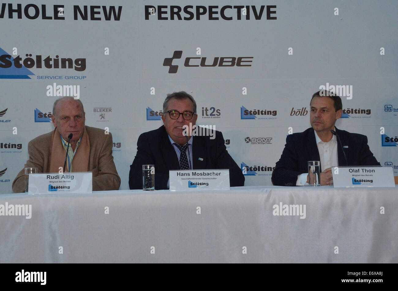 Pressekonferenz zur Eröffnung der Radsaison 2014. Team Stoelting präsentieren ihre aktuellen Radsport Kader.  Mitwirkende: Rudi Altig, Hans Mosbacher, Olaf Thon Where: Gelsenkirchen, Deutschland bei: 25. Februar 2014 Stockfoto