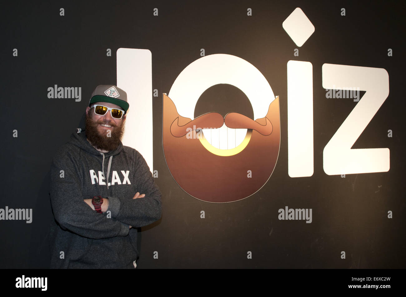 Rapper MC Fitti als Gast bei Joiz Dein social TV Featuring: MC Fitti, Dirk Witek wo: Berlin, Deutschland bei: 26. Februar 2014 Stockfoto